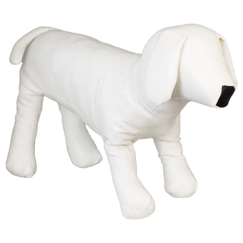 Maniquí de perro de piel sintética